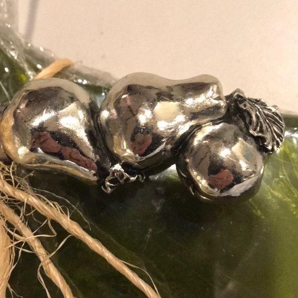 Hand Glass Blown Cheese Platter & Spreader - Picture 4 of 6